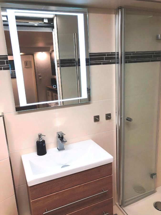 Ferienwohnung Apartment Dettum Mit Eigenem Bad, Kochnische Und Wintergarten Exteriér fotografie