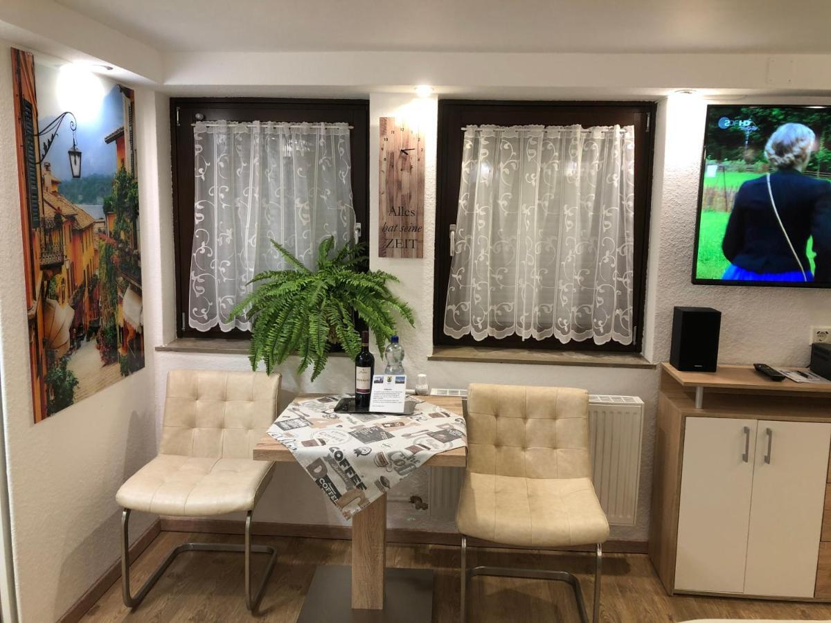 Ferienwohnung Apartment Dettum Mit Eigenem Bad, Kochnische Und Wintergarten Exteriér fotografie