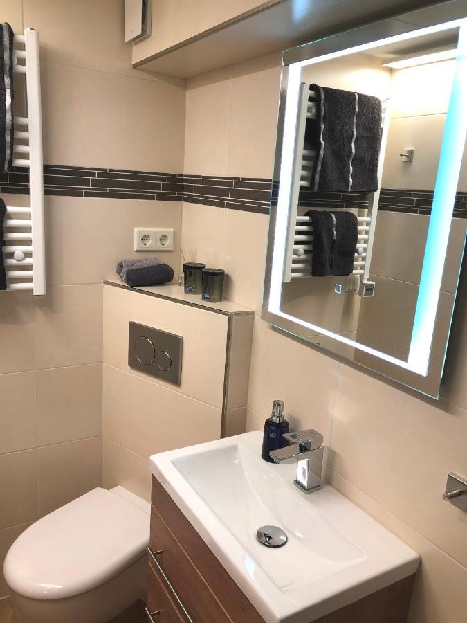 Ferienwohnung Apartment Dettum Mit Eigenem Bad, Kochnische Und Wintergarten Exteriér fotografie
